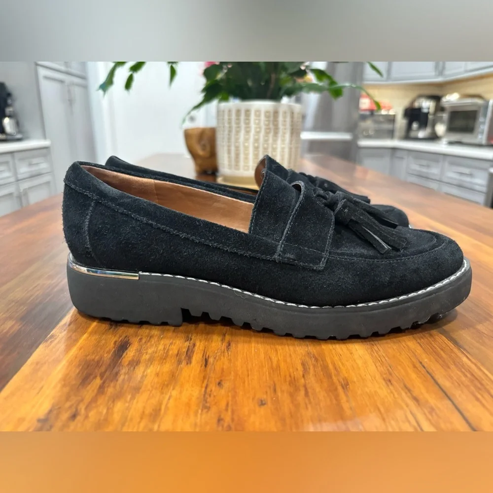 Franco Sarto CAROLYNN Tassel Loafer - Black Suede 6.5